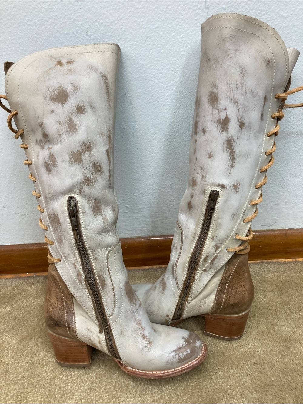 Freebird by Steven Cosmo Boots Distressed White Size 8 - Picture 5 of 9